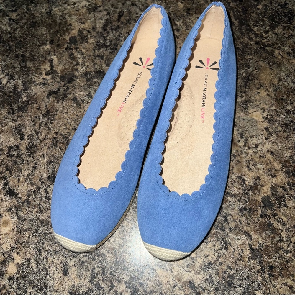 Isaac Mizrahi Cobalt Suede Scalloped Espadrille Flats - Picture 5 of 11